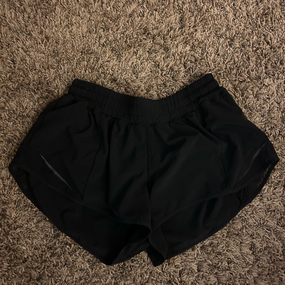 Lululemon hotty hot 2.5”